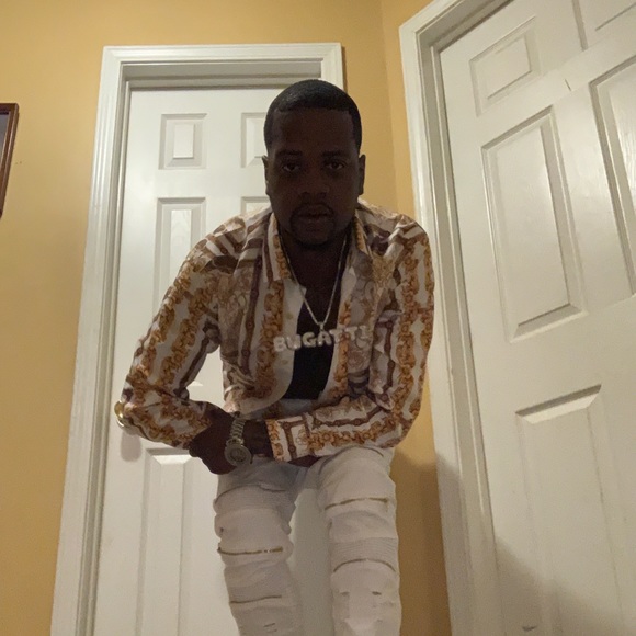 Meet your Posher, Robert - Picture 1 of 1